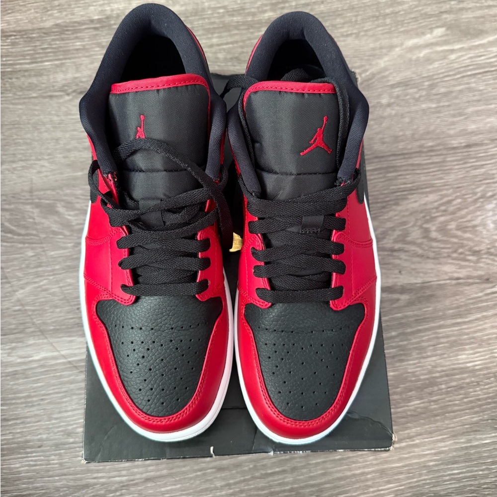 Air Jordan 1 Low “Reverse Bred”